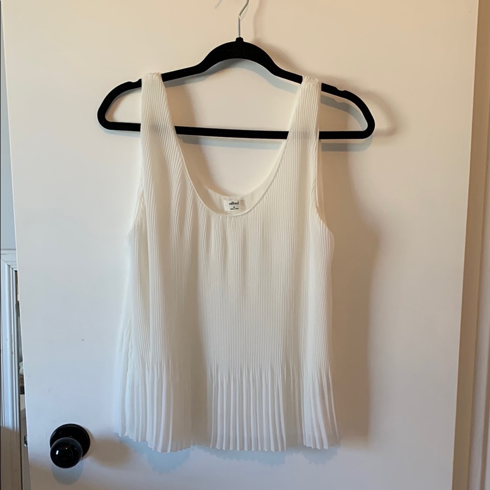 Wilfred White Pleated Scoop Neck Tank